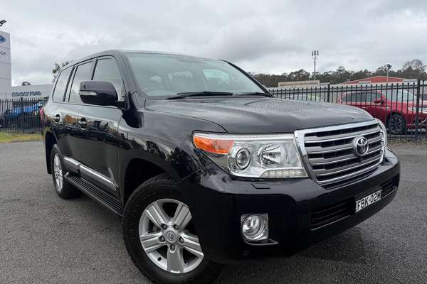 2014 Toyota Landcruiser Sahara VDJ200R