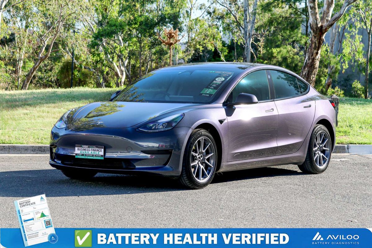 2022 Tesla Model 3 Rear-Wheel Drive