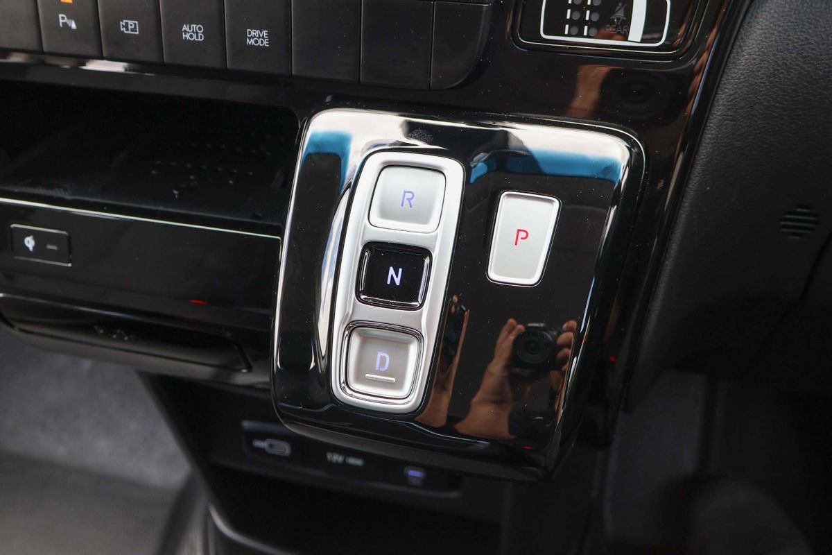 2024 Hyundai STARIA US4.V2