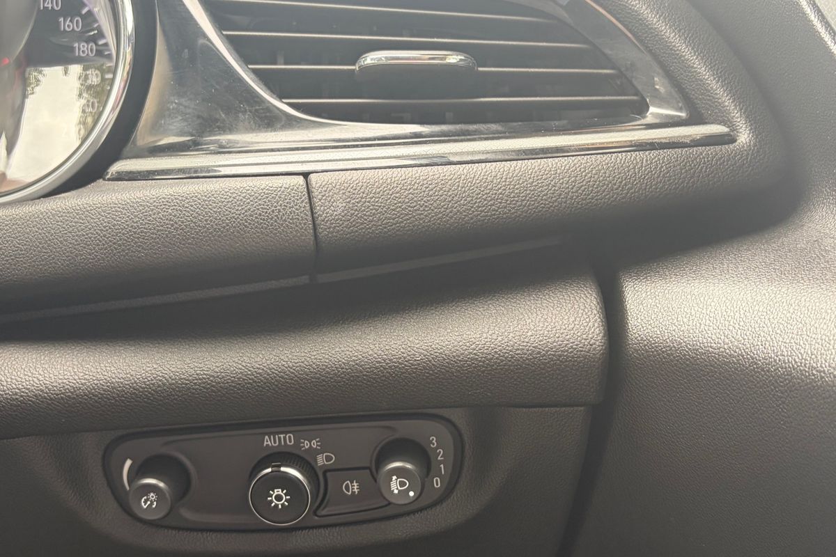 2018 Holden Commodore LT ZB