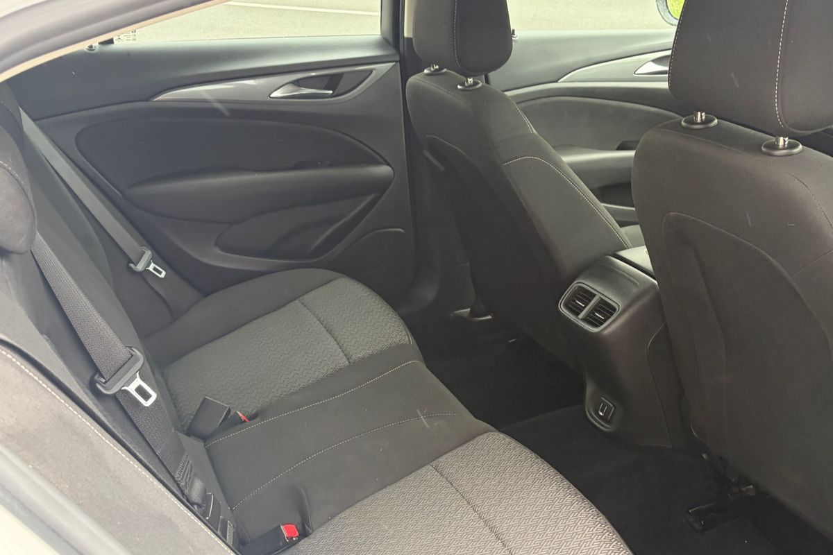 2018 Holden Commodore LT ZB
