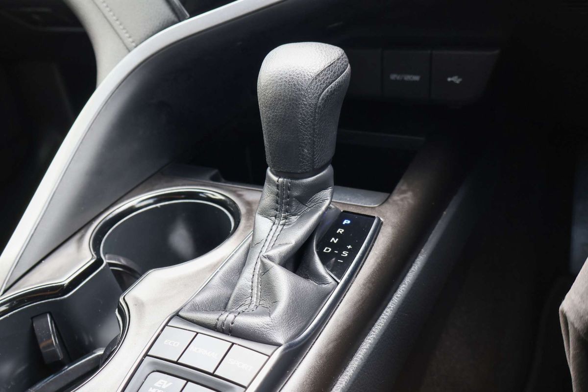 2024 Toyota Camry Ascent AXVH70R