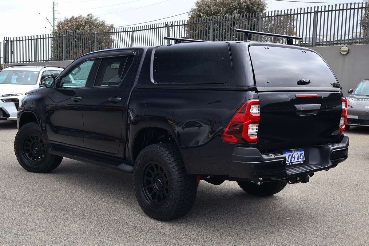 2024 Toyota Hilux SR5 48V GUN126R 4X4