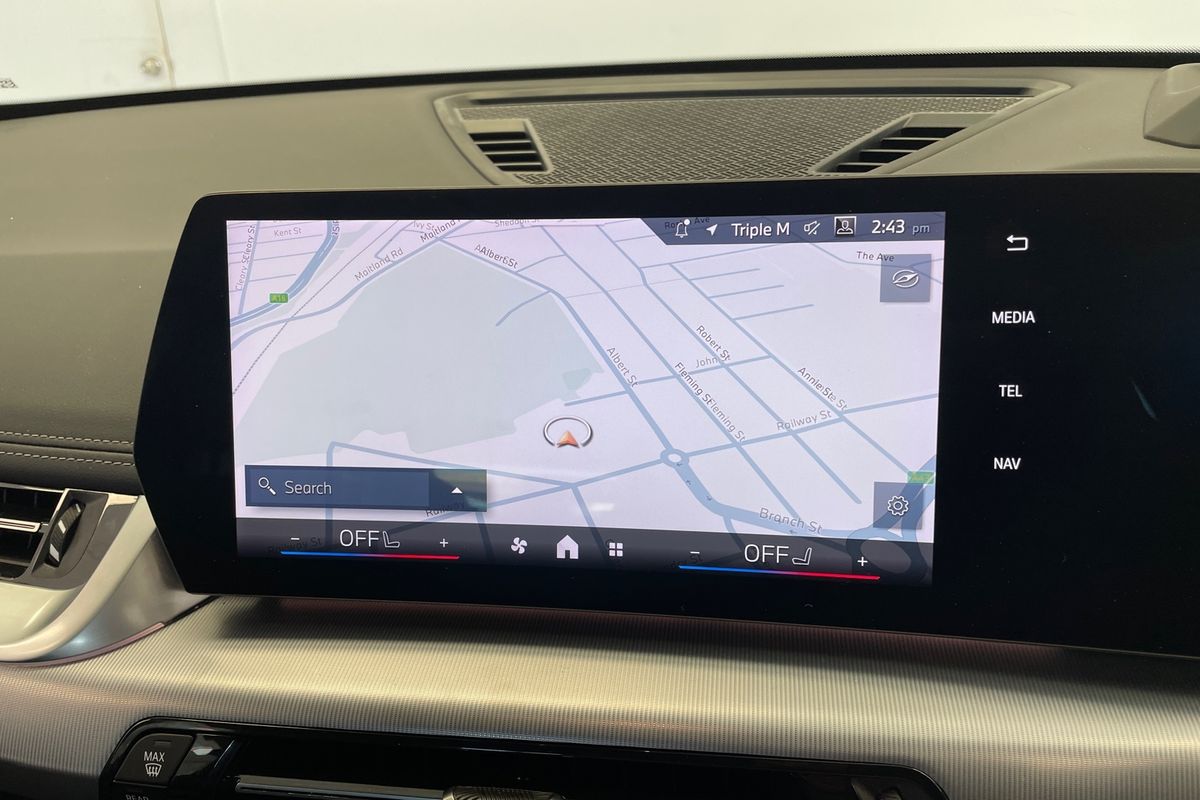 2025 BMW iX1 xDrive30 xLine U11