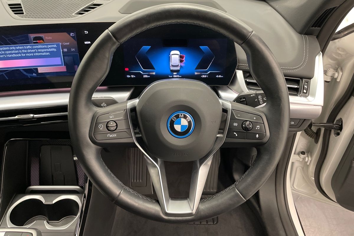 2025 BMW iX1 xDrive30 xLine U11