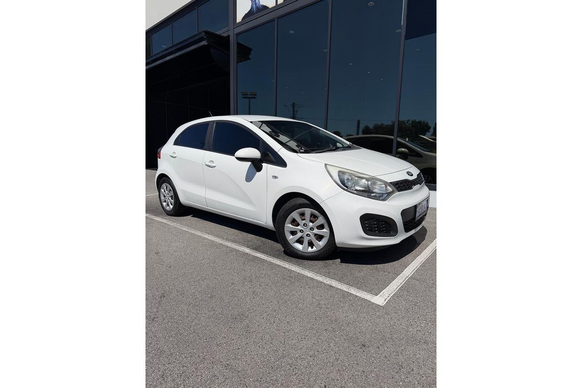 2013 Kia Rio S UB