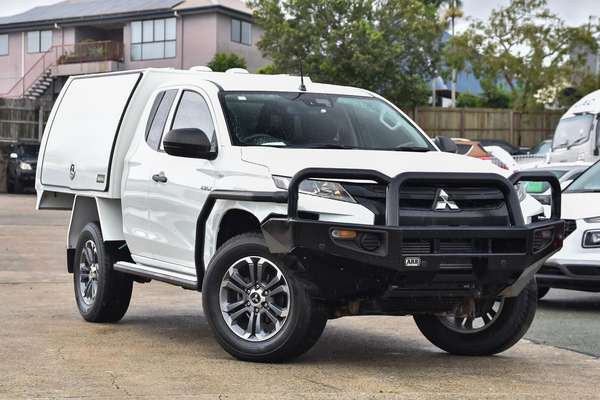 2019 Mitsubishi Triton GLX ADAS MR 4X4