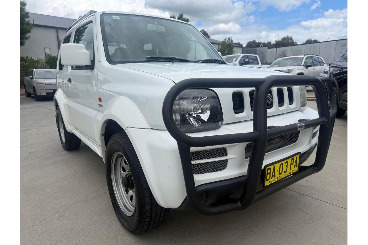 2009 Suzuki Jimny Sierra SN413 T6