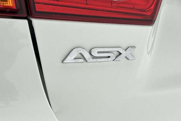 2017 Mitsubishi ASX LS XC thumb-21