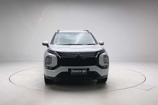 2023 Mitsubishi Outlander Aspire ZM thumb-2