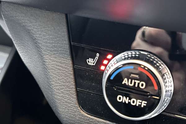 2023 Mitsubishi Outlander Aspire ZM thumb-17