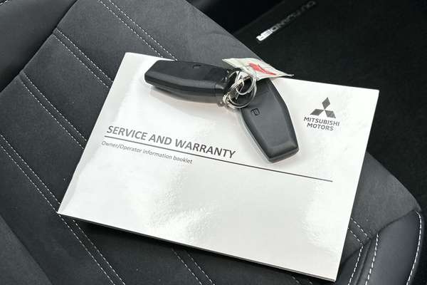 2023 Mitsubishi Outlander Aspire ZM thumb-22
