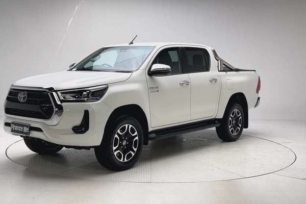 2021 Toyota Hilux SR5 GUN126R 4X4 thumb-3
