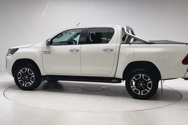 2021 Toyota Hilux SR5 GUN126R 4X4 thumb-5