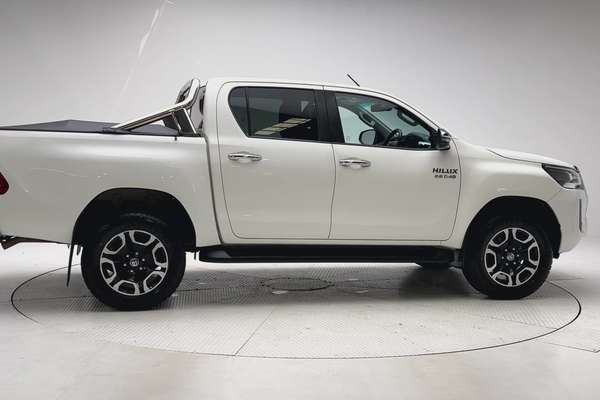 2021 Toyota Hilux SR5 GUN126R 4X4 thumb-8