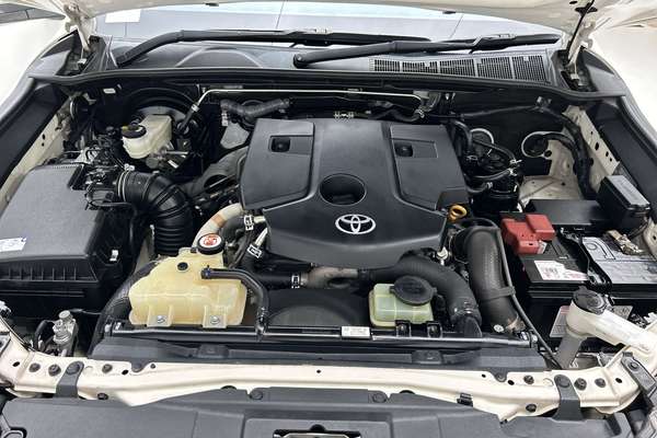 2021 Toyota Hilux SR5 GUN126R 4X4 thumb-10