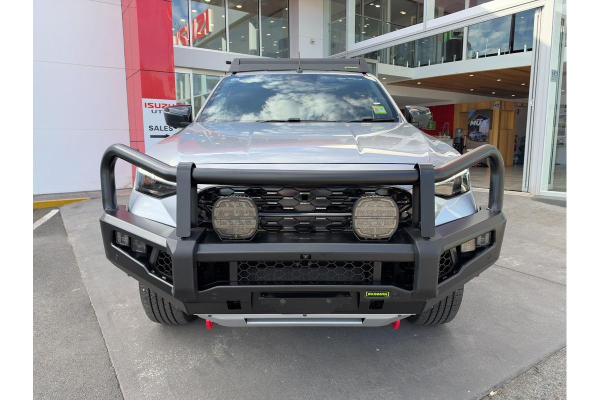 2026 Isuzu MU-X X-TERRAIN