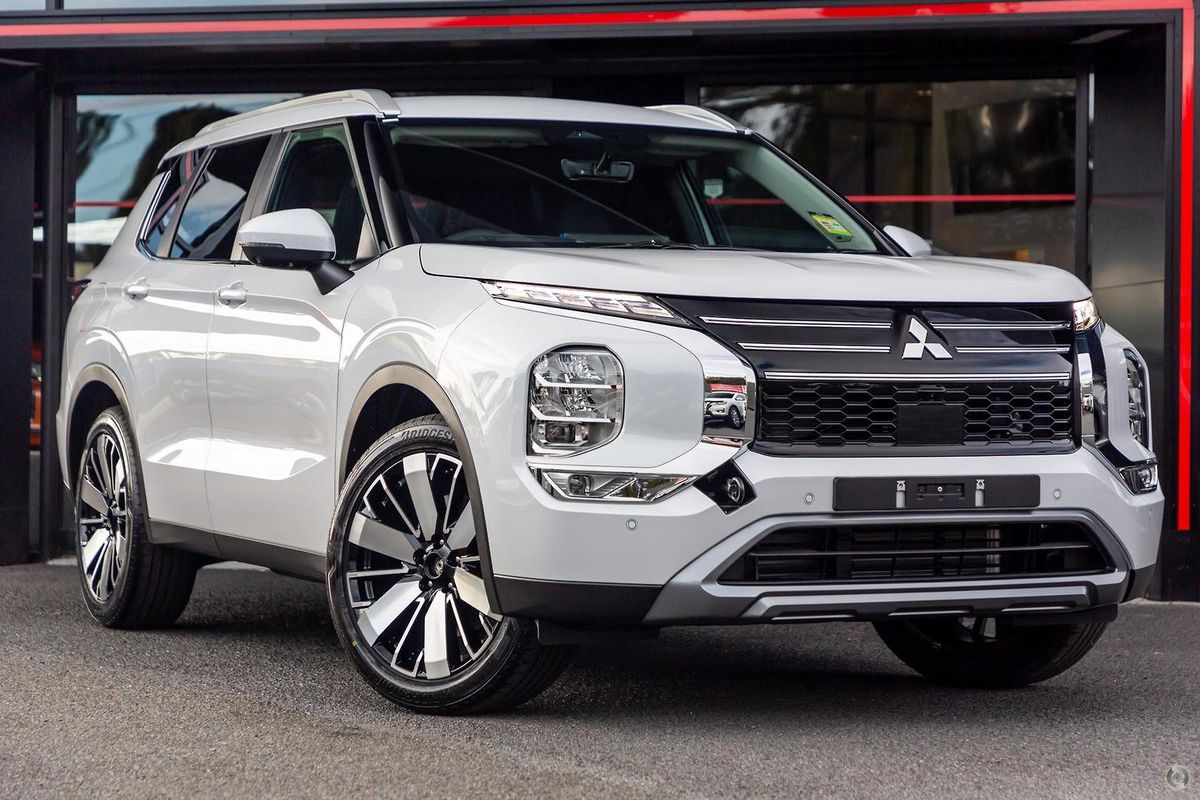 2025 Mitsubishi Outlander Aspire ZM
