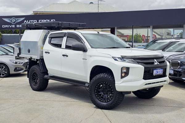 2024 Mitsubishi Triton GLX MV 4X4