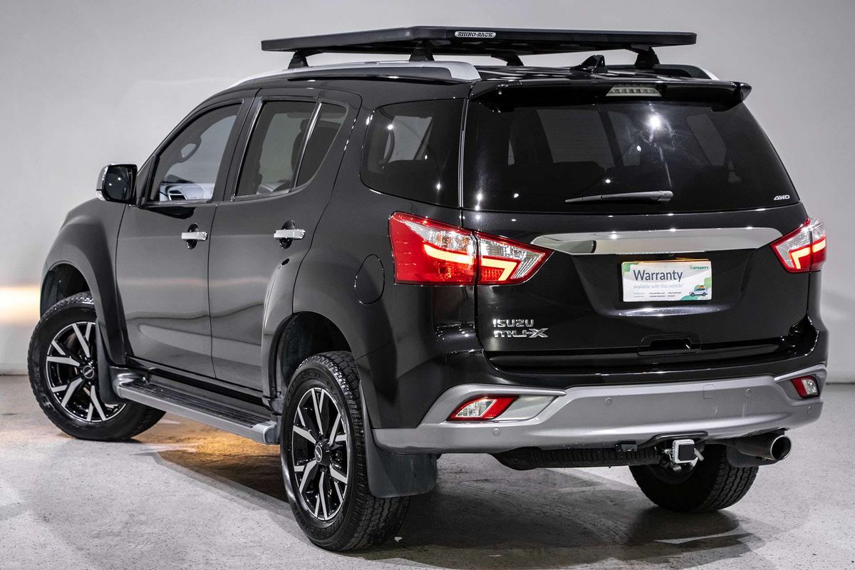 2021 Isuzu MU-X LS-T