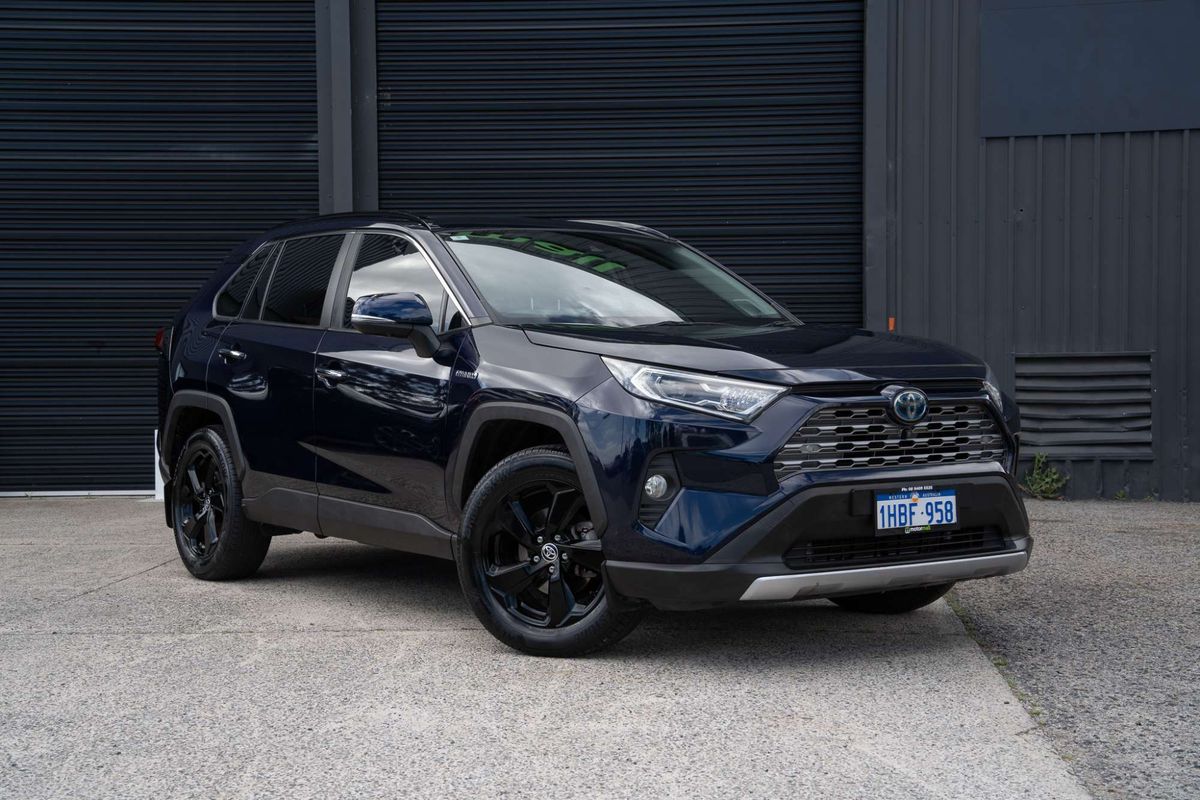 2020 Toyota RAV4 Cruiser AXAH54R