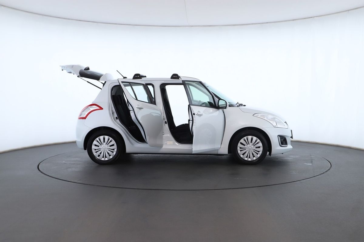 2014 Suzuki Swift GL Navigator FZ