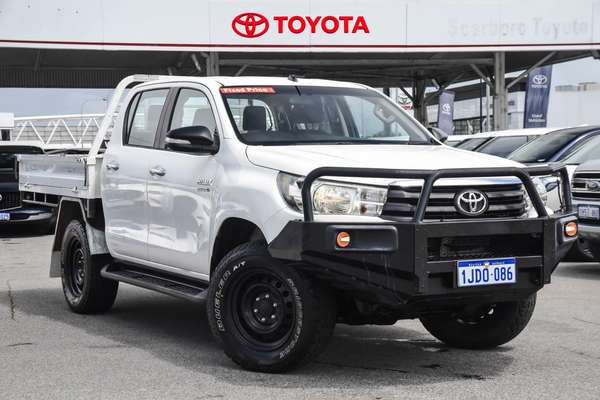 2017 Toyota Hilux SR GUN126R 4X4