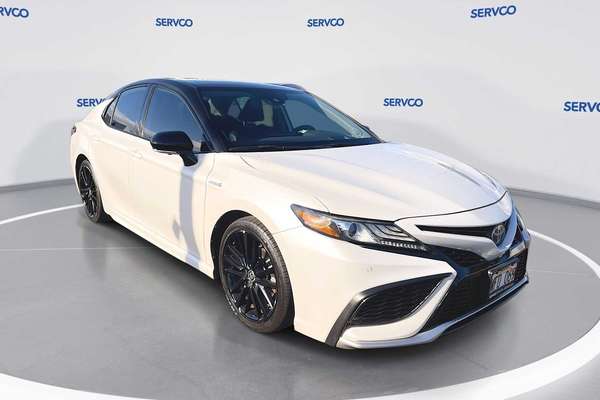 2021 Toyota Camry Hybrid XSE