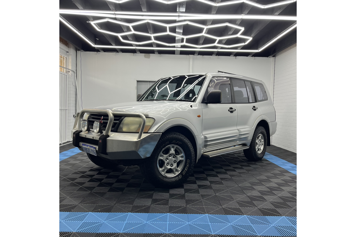 2002 Mitsubishi Pajero GLS NP