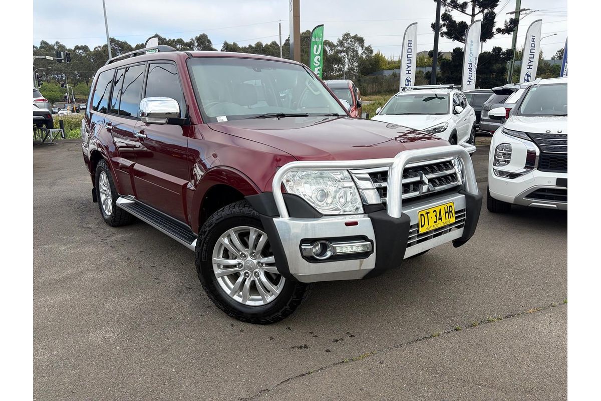2015 Mitsubishi Pajero GLS NX