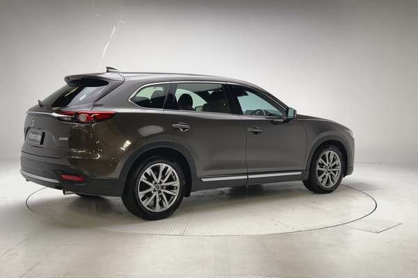 2016 Mazda CX-9 GT TC thumb-2