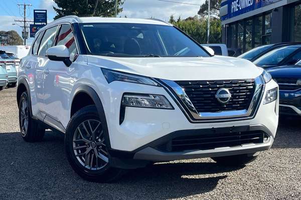2024 Nissan X-TRAIL ST T33