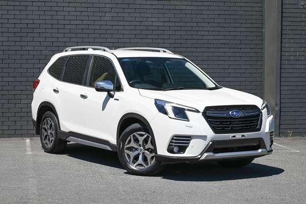 2023 Subaru Forester Hybrid L S5
