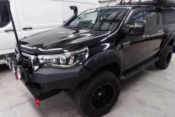 2018 Toyota Hilux SR5 GUN126R 4X4
