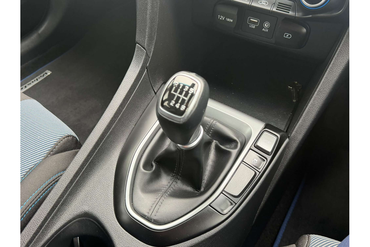2020 Hyundai Veloster JS