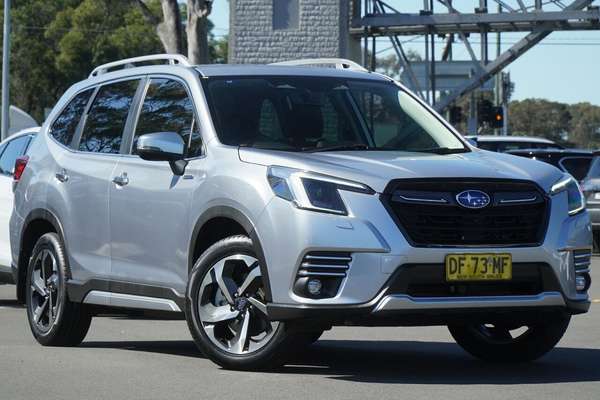 2022 Subaru Forester Hybrid S S5