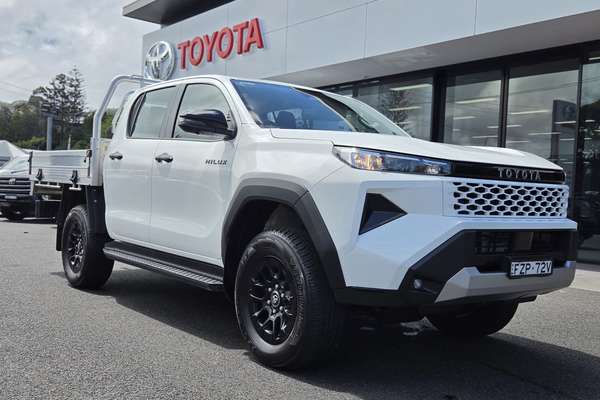 2025 Toyota Hilux SR GUN226R 4X4