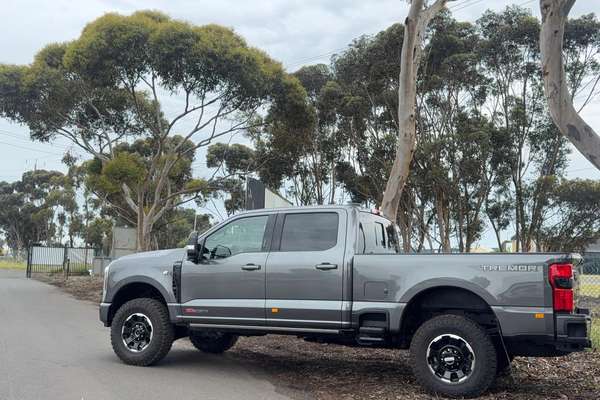 2026 Ford F350 Platinum 4X4