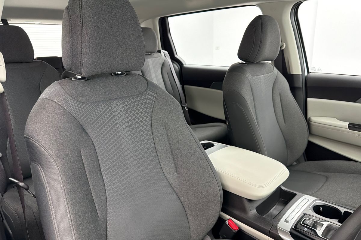 2021 Kia Carnival S KA4
