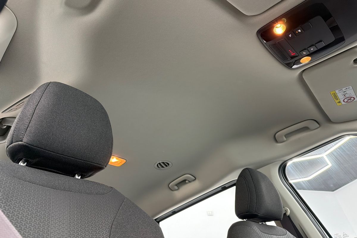 2021 Kia Carnival S KA4