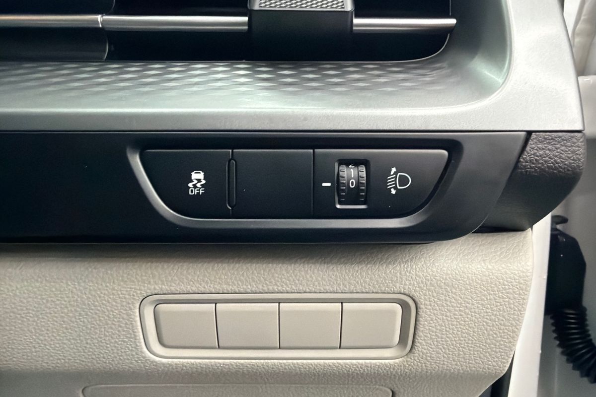 2021 Kia Carnival S KA4