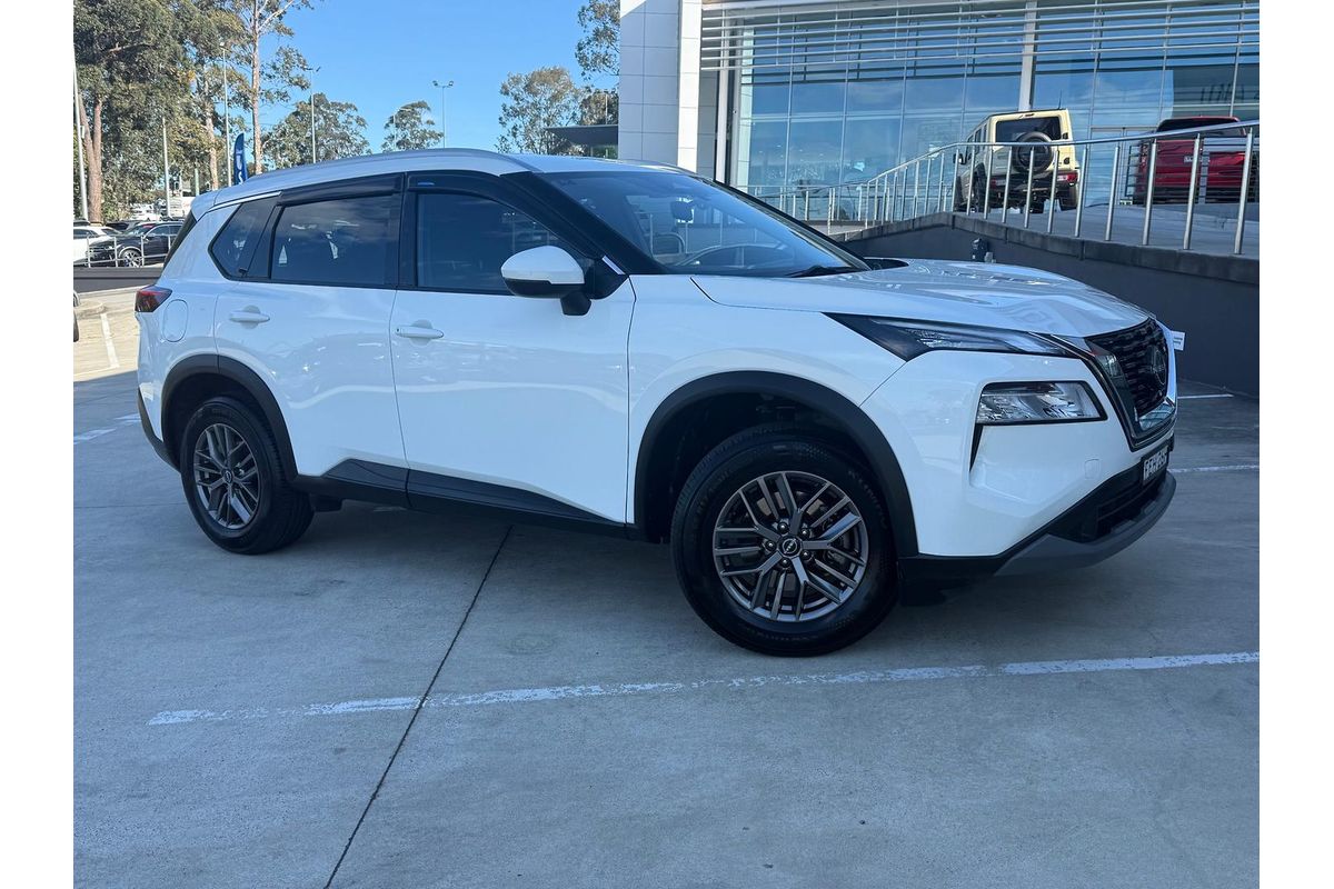2023 Nissan X-TRAIL ST T33