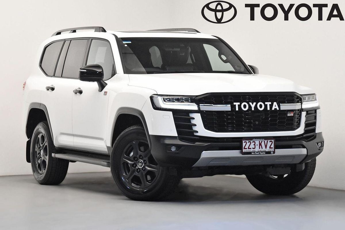 2024 Toyota Landcruiser GR Sport FJA300R