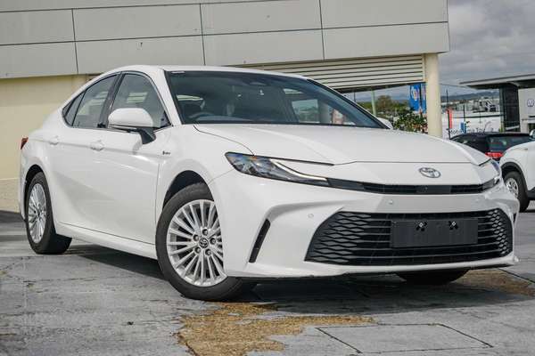 2025 Toyota Camry Ascent AXVH80R