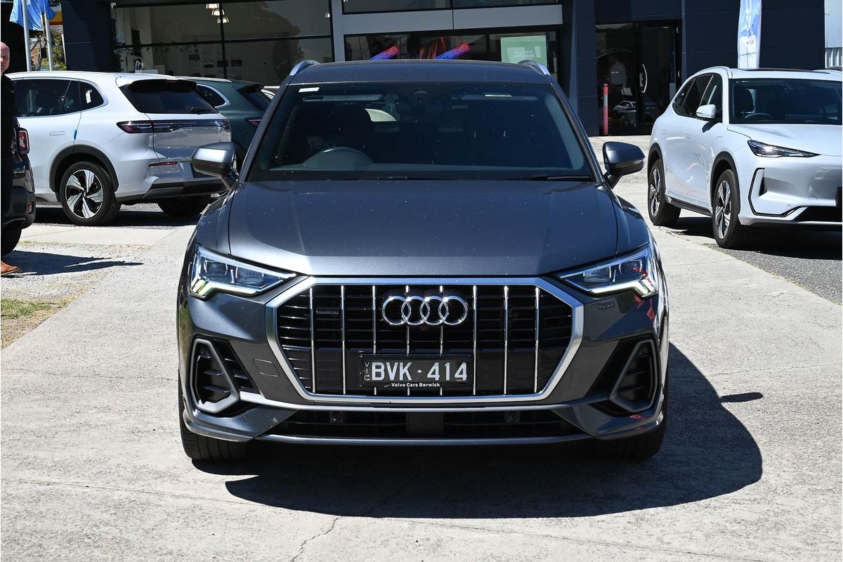 2022 Audi Q3 40 TFSI S line F3