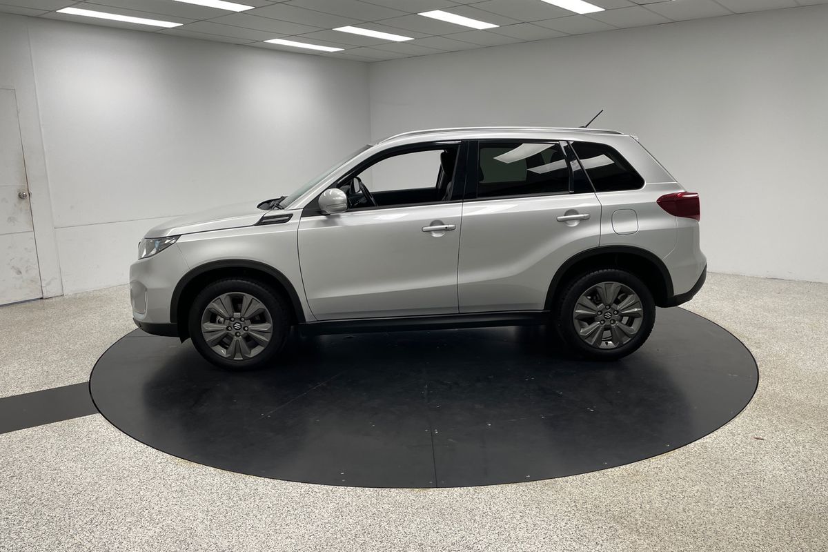 2024 Suzuki Vitara Turbo LY Series II