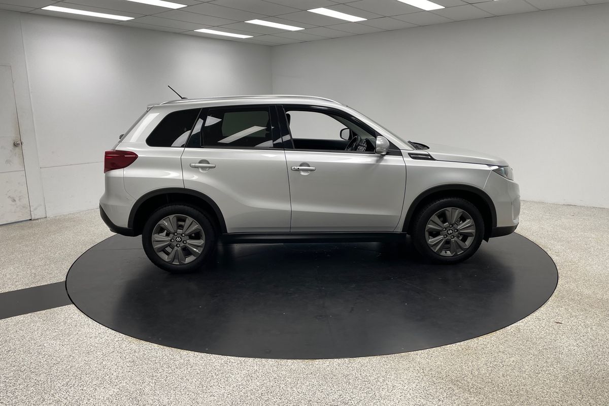 2024 Suzuki Vitara Turbo LY Series II