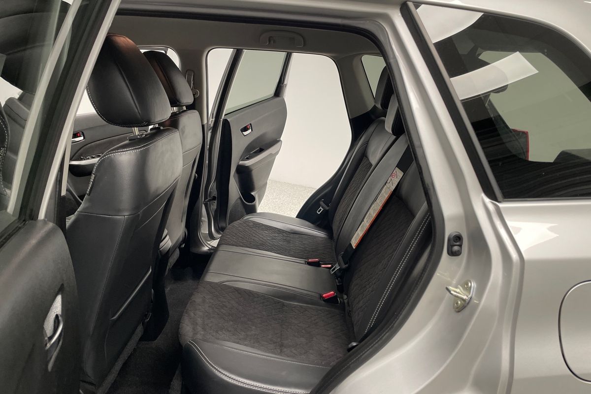 2024 Suzuki Vitara Turbo LY Series II
