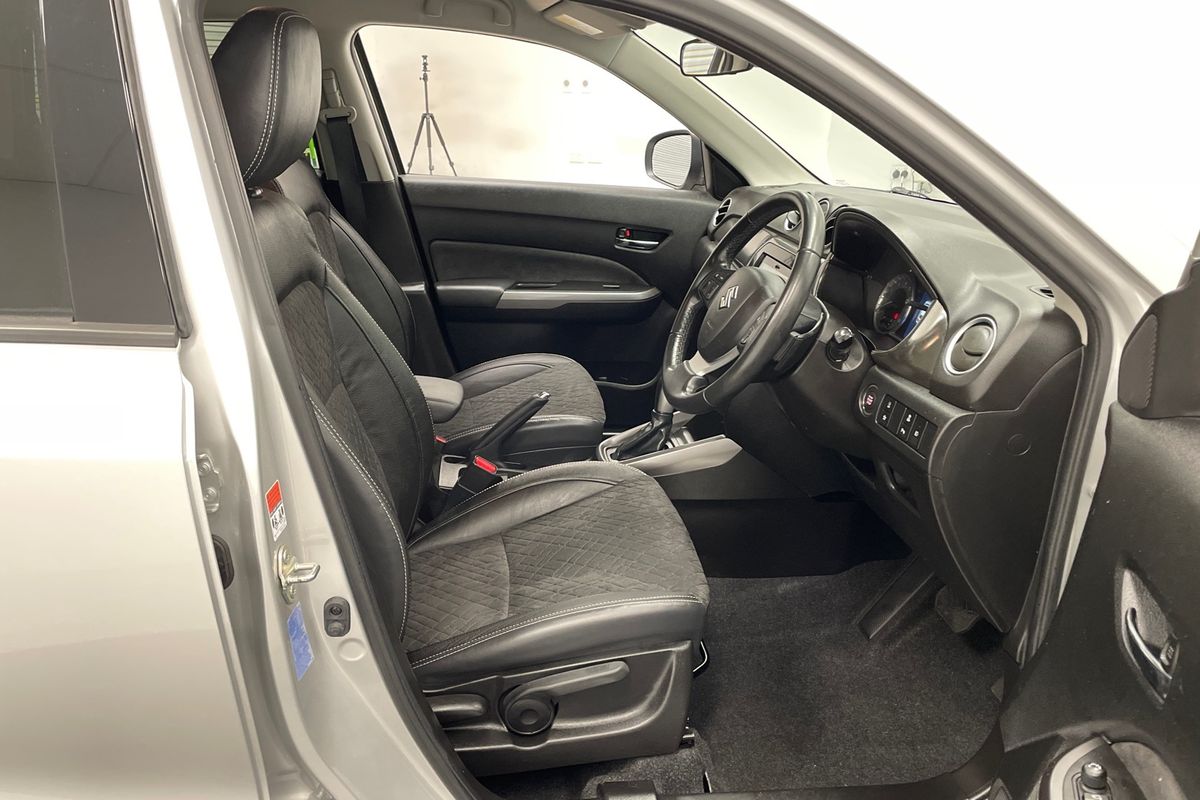 2024 Suzuki Vitara Turbo LY Series II