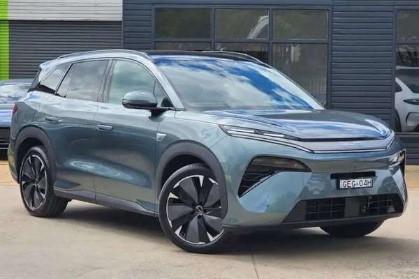 2025 BYD SEALION 8 Premium AWD